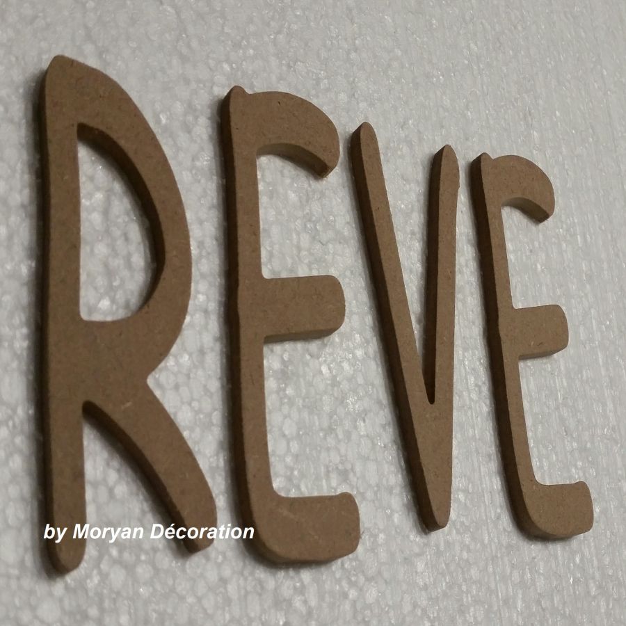 Dekorativ trebokstav REVE