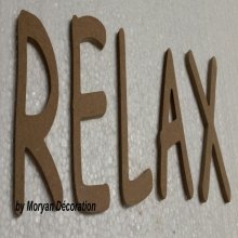 Dekorativ trebokstav RELAX